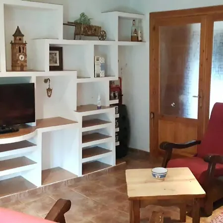 Atico-duplex Basa La Mora דירה